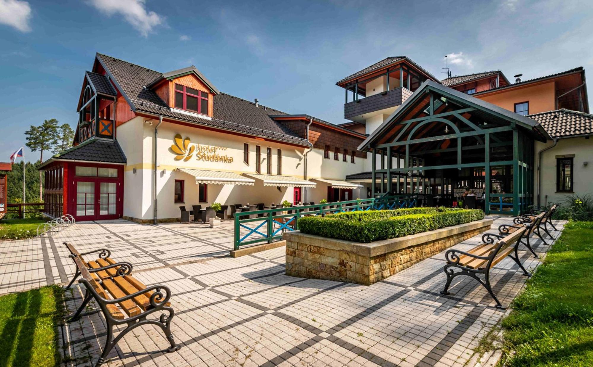 Hotel Studanka Rychnov nad Kneznou Exterior photo